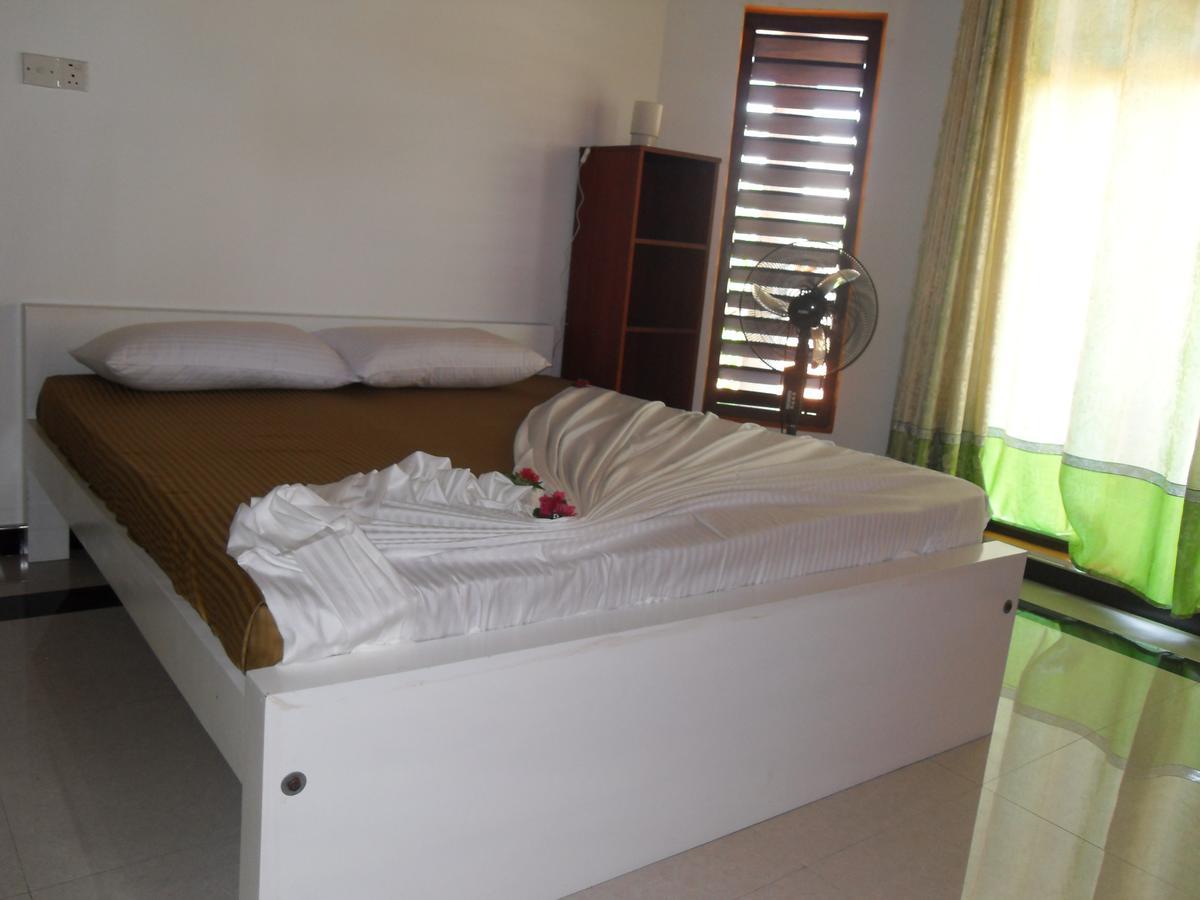 Bee Nest Bed&Breakfast Negombo Exterior foto