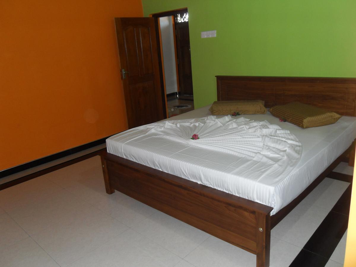 Bee Nest Bed&Breakfast Negombo Exterior foto