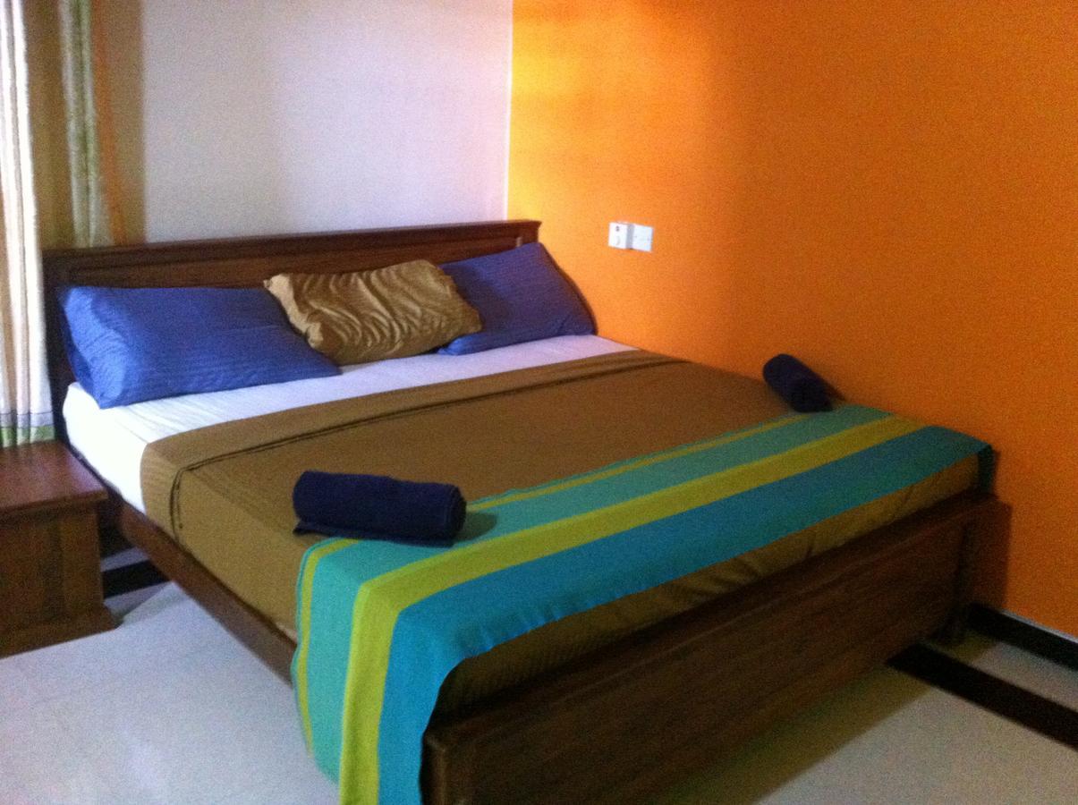 Bee Nest Bed&Breakfast Negombo Exterior foto